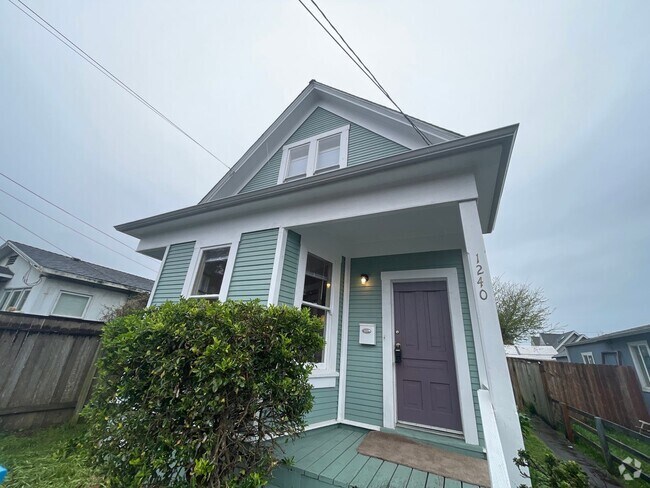 Building Photo - Pet-friendly Victorian Home has Remodeled ...