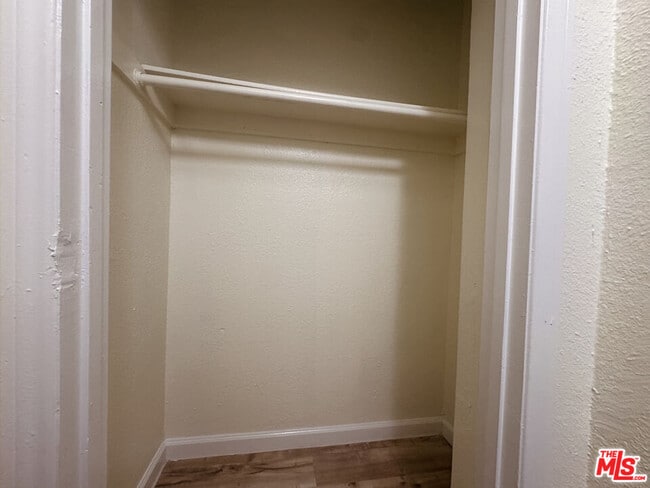 Photo - 920 S Hobart Blvd Unit 409