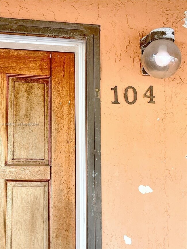 Photo - 2740 W 63rd St Unit 104