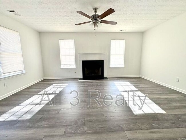 Photo - 1730 Bennett Dr