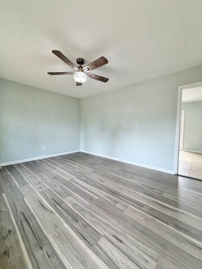 Photo - 3 Bedroom 1 Bath Home