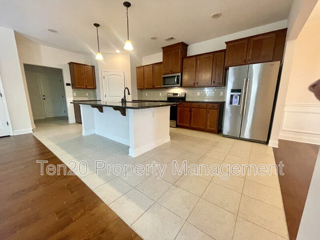 Photo - 7250 Sorrel Dr