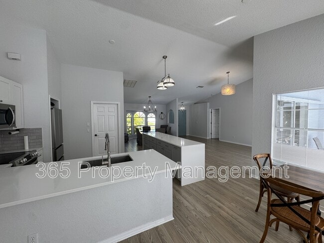 Photo - 4065 Alwick Ln