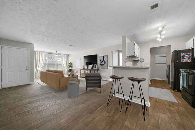 Photo - The Greens at Cascade Apartment Homes