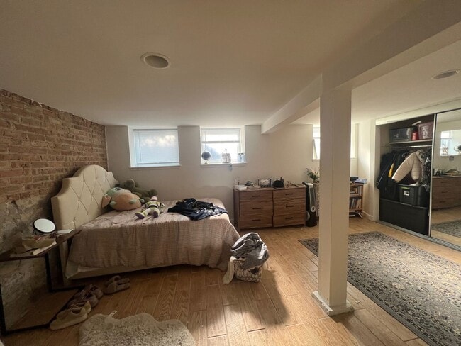 Photo - Must See Duplex in Lakeview!