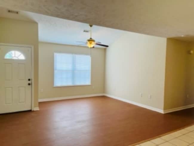 Photo - Kinney Road Unidad 144 Kinney Rd.