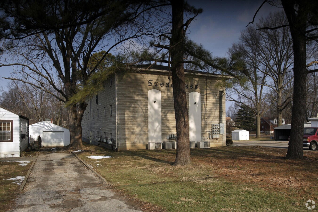 Photo - Stonehurst Apartments