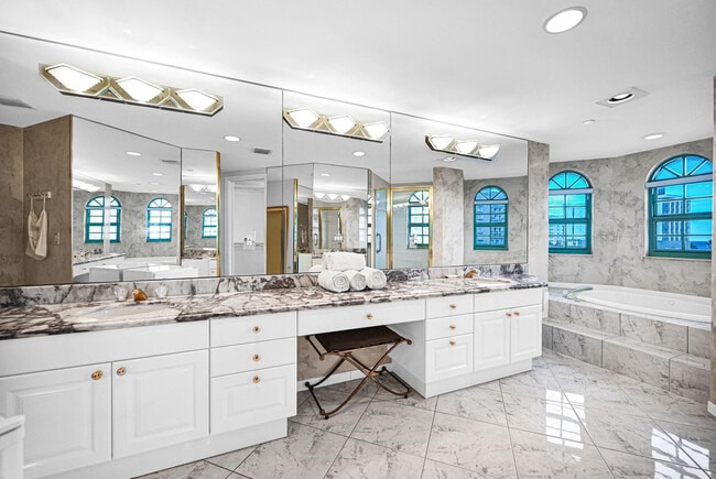 Photo - 301 N Birch Rd Unit 6S