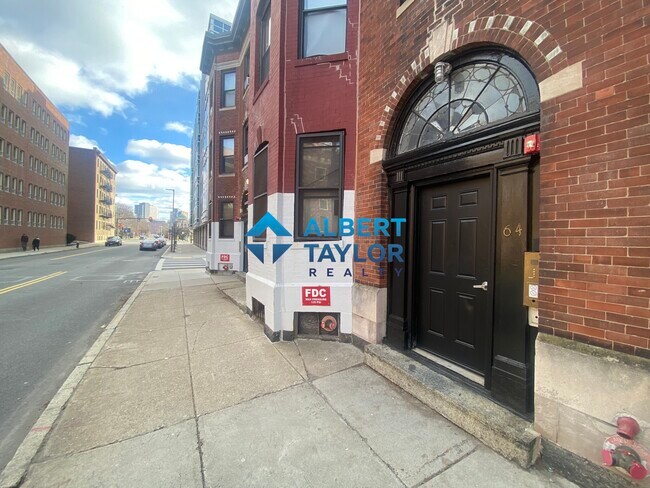 Photo - 64 Louis Prang St Unit 2