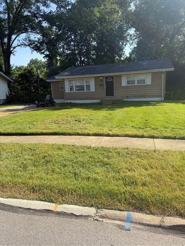 Building Photo - 50 Fenwick Dr