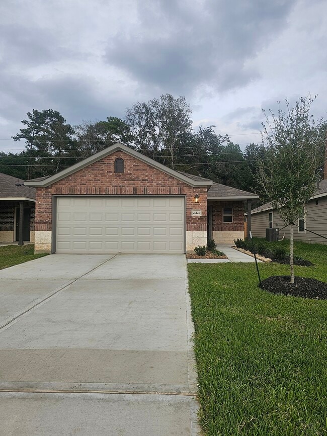 Building Photo - 26126 Halwell Manor Ln