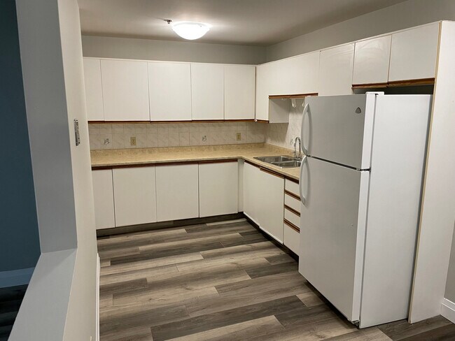 Photo - Lakeview Gardens