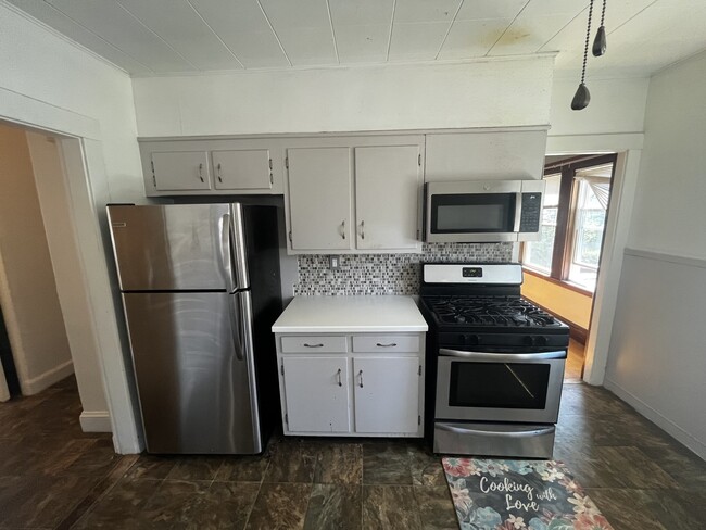 22 Kahler Ave Unit 2