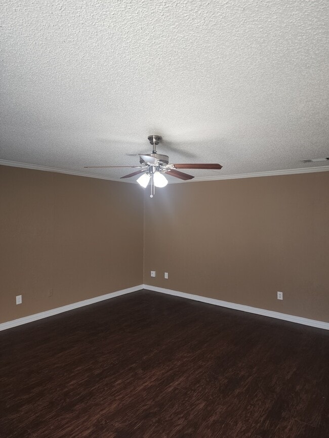 Photo - 5325 Weddington Ct