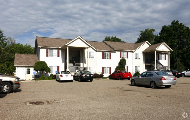 Photo - Springfield Lake Apartments