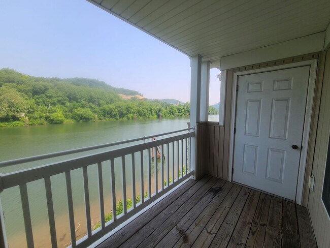 Photo - 4 Bedroom, 4 Bath in Star City - Available NOW - 7/24/26!