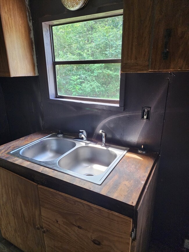 Photo - 82 Pineview Cir