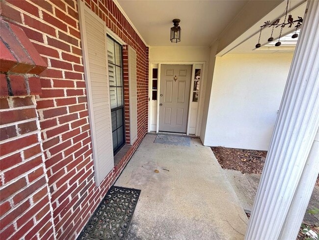 Photo - 3204 Gatsby Ln