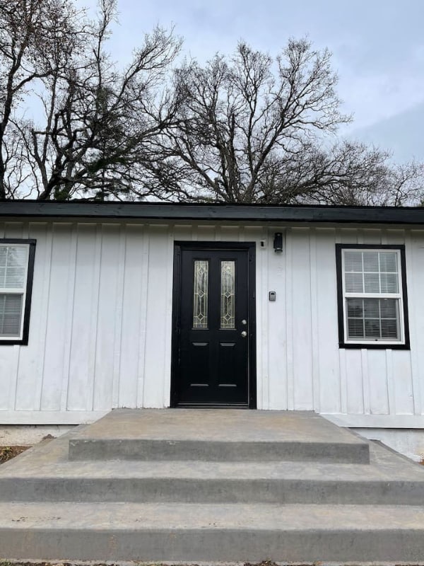 Photo - 6613 Stoney Dr