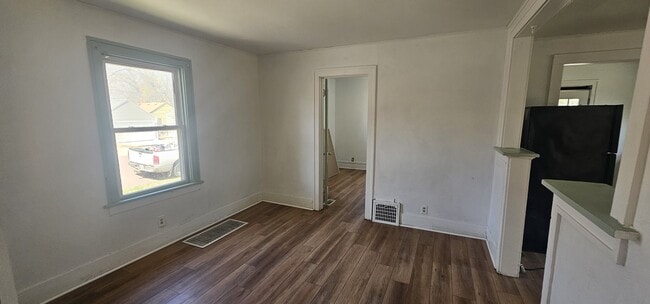 Photo - 222 N Grange Ave