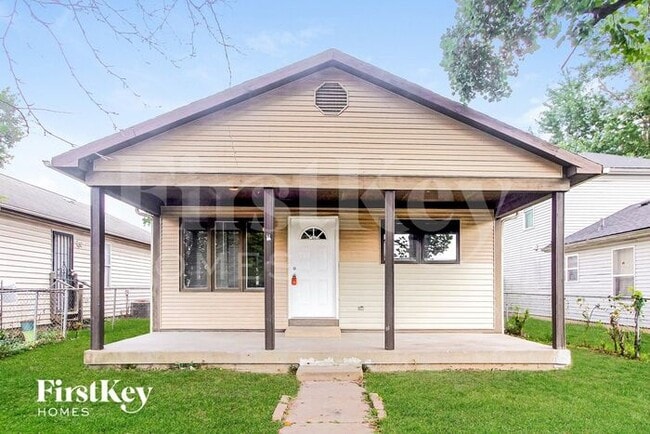 Building Photo - 1351 S Pershing Ave Rental