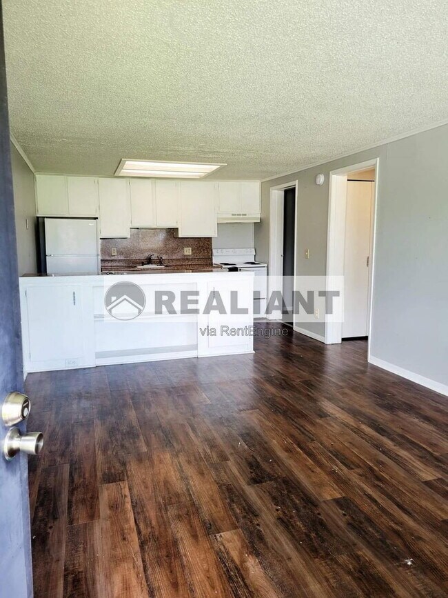 Photo - 505 Amhurst Dr