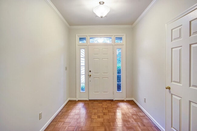 Photo - 1497 Bremerton Ln