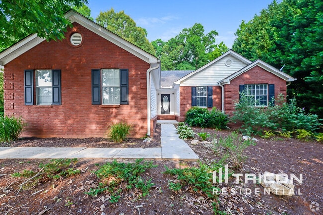 Building Photo - 85 Parkwood Dr Rental