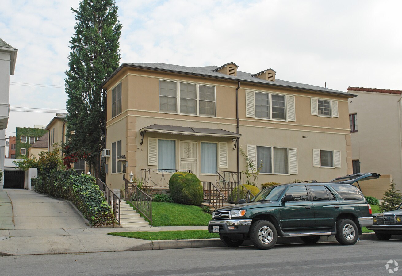 Photo - 636 S Ridgeley Dr