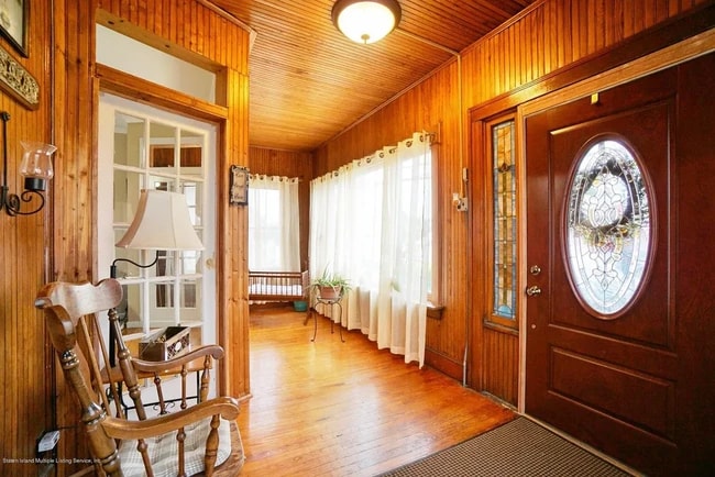 Photo - 25 Nicholas Ave