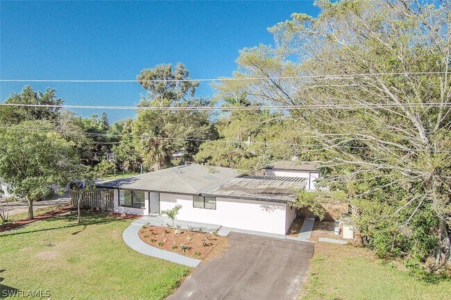 Photo - 4330 Deleon St