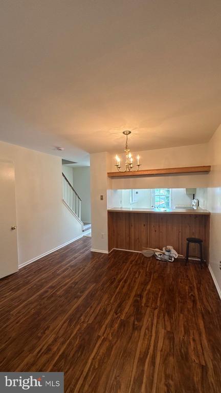 Photo - 6762 Ducketts Ln