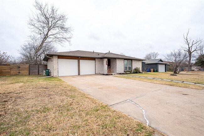 Photo - 7009 Millrace Dr