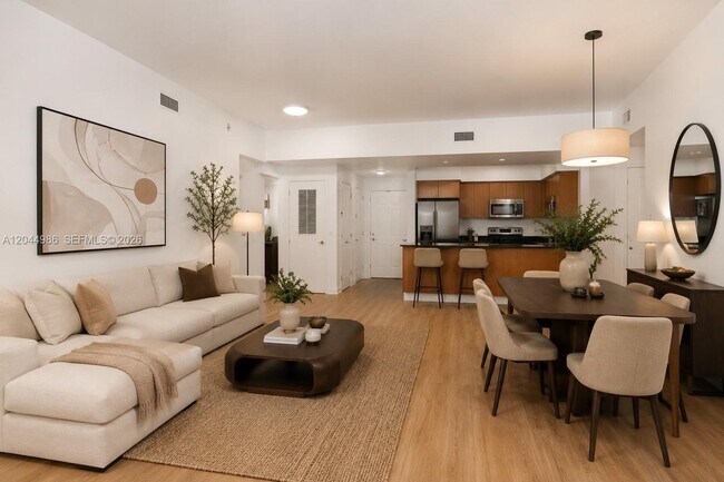 Building Photo - 4100 Salzedo St Unit 518