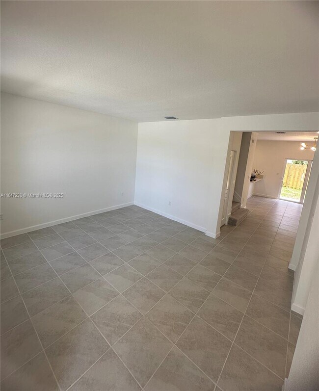 Photo - 2627 SE 28 Street