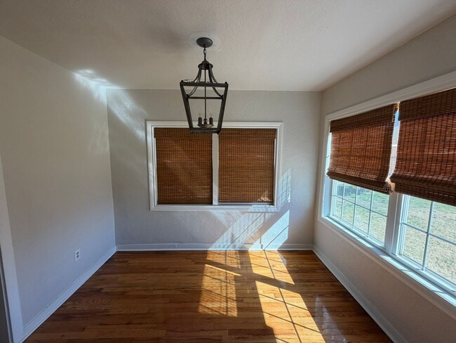 Photo - 3 Bed 1 Bath Home