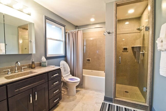 Photo - 1031 10th St