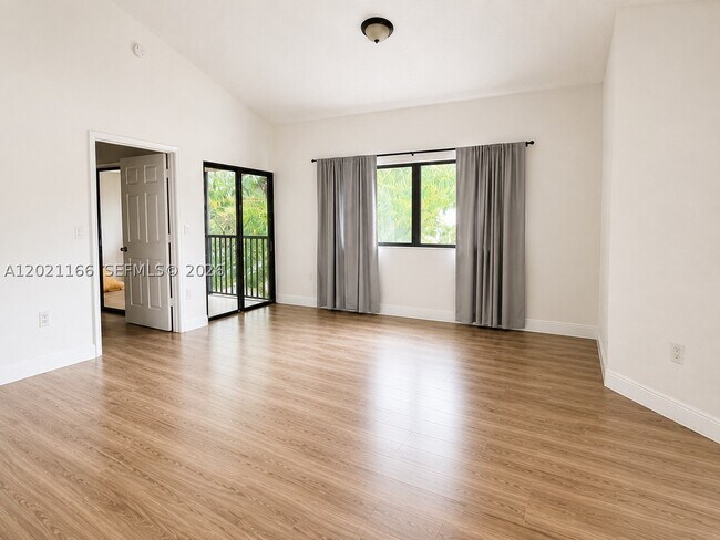 Photo - 2550 SW 18th Terrace Unit 1706