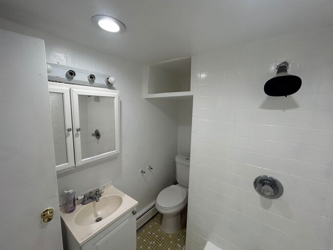Photo - 6809 Grand Ave