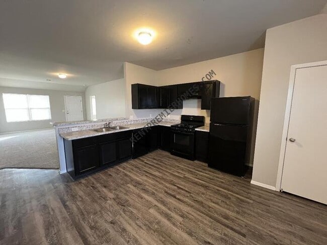 Photo - 1840 Land Run Dr