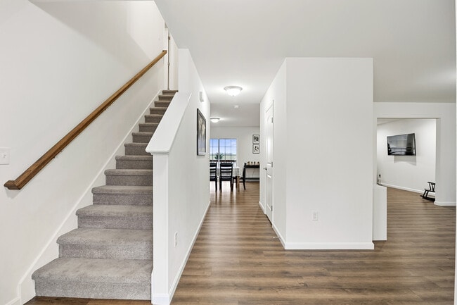 Photo - 100 Cilento Dr