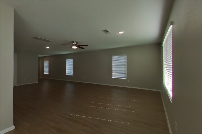 Photo - 18613 Rosehill Pr Dr