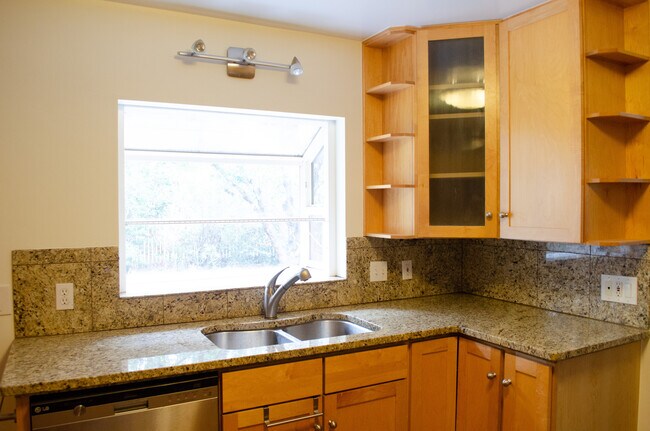 Kitchen window with bump out for herbs/plants
