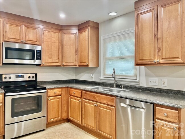 323 Frank Dr