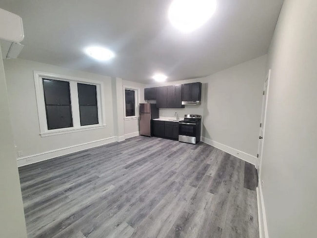Photo - 5001 Oxford Ave Unidad #A101 Rental
