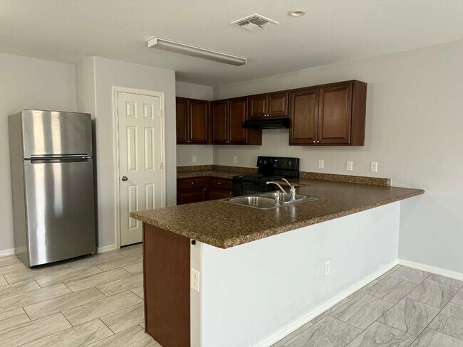 Building Photo - Wonderful Home in Monterra Village