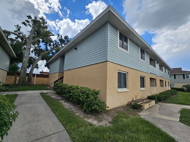 Building Photo - 540 Golden Raintree Pl Rental