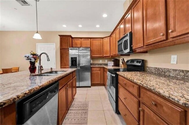 Building Photo - 2930 Cascada Isle Way