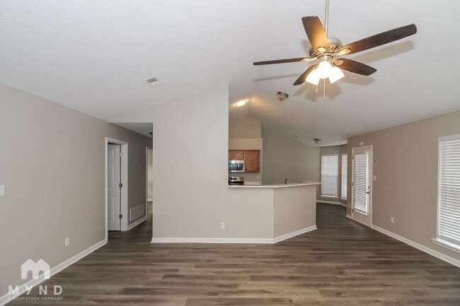 Photo - 10374 Cottage Oaks Dr
