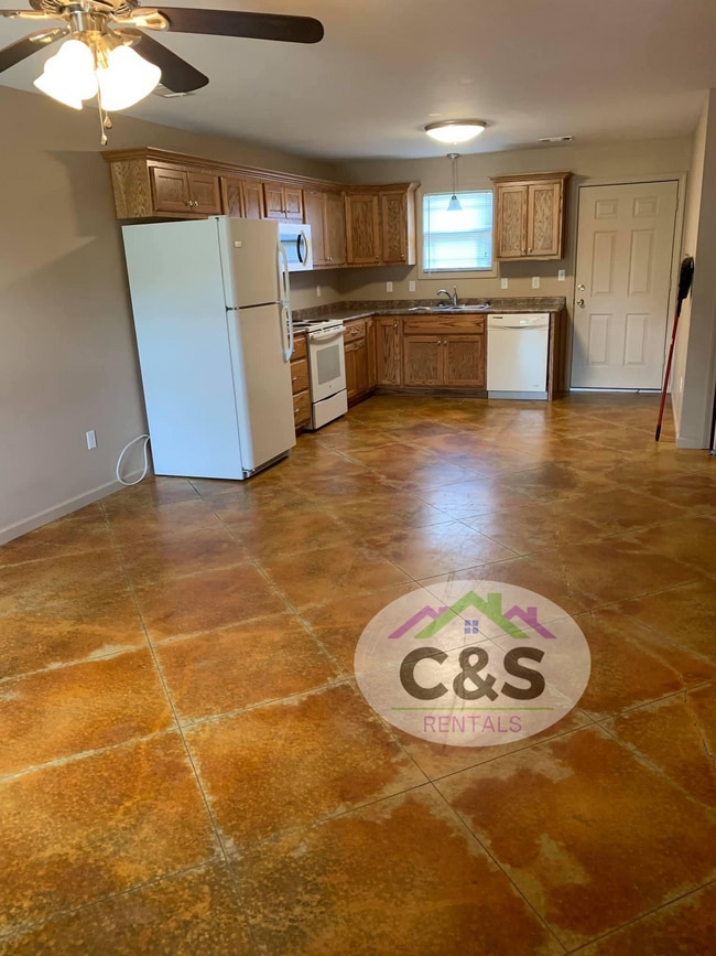 Photo - 2161 Smothers Rd